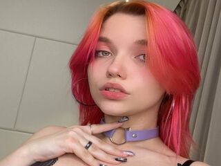 naughty camgirl masturbating with vibrator EldaFarman