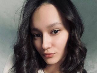 hot chatroom ElianaAdelizzi