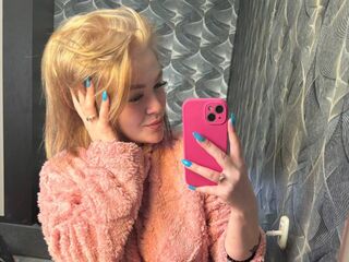 fingering girl webcam  ElizabethCamaro