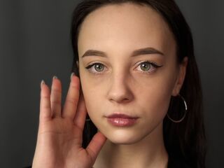 camgirl masturbating EllynDarvish