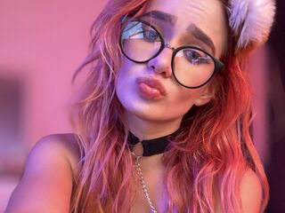 webcam girl EmmylieMoriss