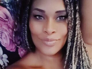 naughty cam girl masturbating EvelyneFernanda