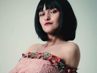 cam slut EvyThompson