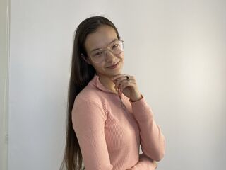 masturbating camgirl FlorindaBoulden