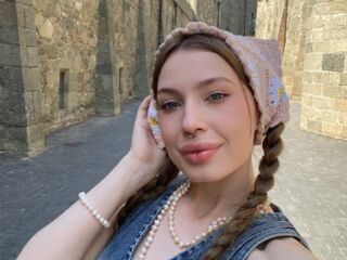 nude camgirl photo GlindaSankar