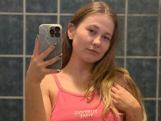 chat room live webcam GlossyMonica
