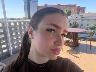 streaming live webcam JanieWeyhrauch