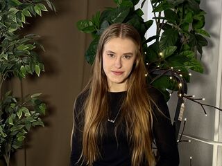 web cam chat JeanetteKama
