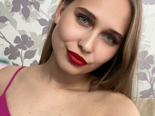 topless webcam girl JessLuxury