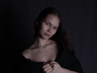 naked webcam girl photo JesseniaLitt
