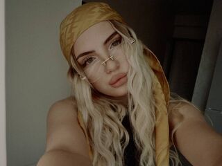 webcam babe chat room JessieFord