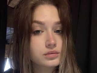 naked girl with webcam masturbating with sextoy JulieannGomaz