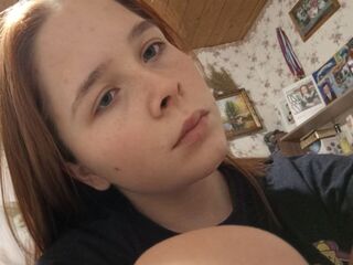 beautiful camgirl KailaBergh