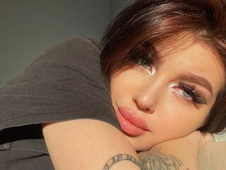 naughty cam girl masturbating KarolinaKaren