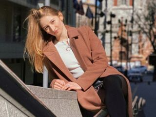 free webcam chat room KaterineKoen