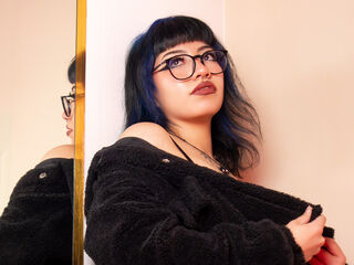 naked webcamgirl video KittyDarkell