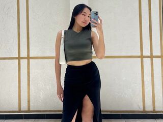 adult videochat KiyanaYan