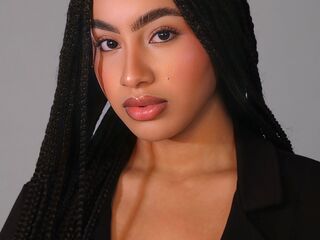 hot cam girl spreading pussy KloeBenetti