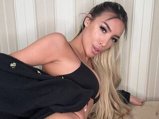 hot cam girl LexiAce