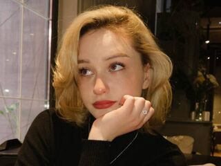 live cam girl picture LilithYongi