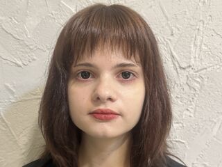 hot cam girl spreading pussy LillyMilly