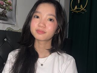 cam girl fingering LindaWalkers