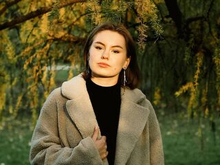 live cam girl pic LinnDegnan