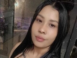 naked girl with webcam fingering LuccyGreey