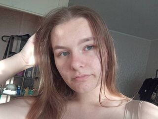 webcam babe chatroom LucilleDeinert