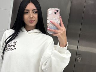 camslut masturbating LunaSmithy