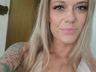 webcamgirl chatroom MaddiMarie