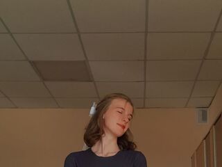 naughty camwhore MaryjanePorter