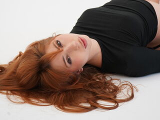 naked cam chatroom MiaDuffer