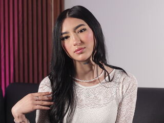 nude webcam MiaFerreira