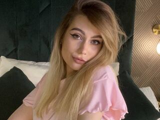 camgirl chat room MicheleMary