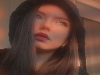 cybersex chatroom MilaLyra