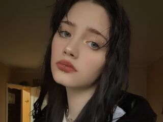 beautiful webcam girl MyrtisHouzah