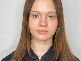 naughty cam girl masturbating with dildo NaidaBrayton