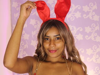 nude webcamgirl NaomiMiller