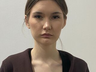 camgirl chatroom NelleLoehlein