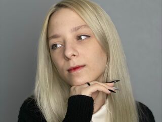 camwhore masturbating with vibrator OdelynChasey
