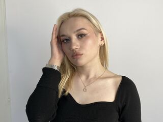 chat room photo PaulinePedrotti