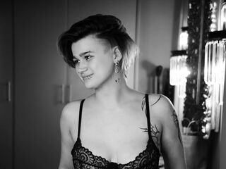 camgirl masturbating with sex toy PeachBev