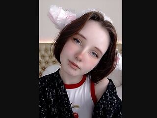 nude gamgirl RikoJohnson
