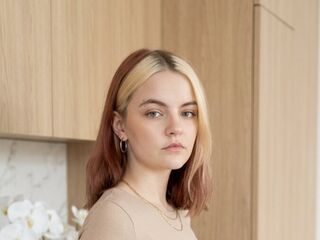 webcam girl chatroom RinaWilliams