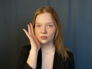 camgirl playing with dildo RonnieAbraham