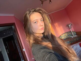 naughty cam girl masturbating with dildo RosaWalkiry