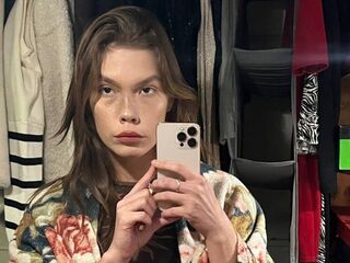 web cam chat RubyRedkis