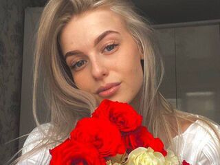 fingering cam slut SamantaKittie