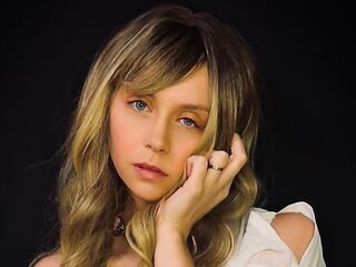 cam girl sex photo ScarletTucker